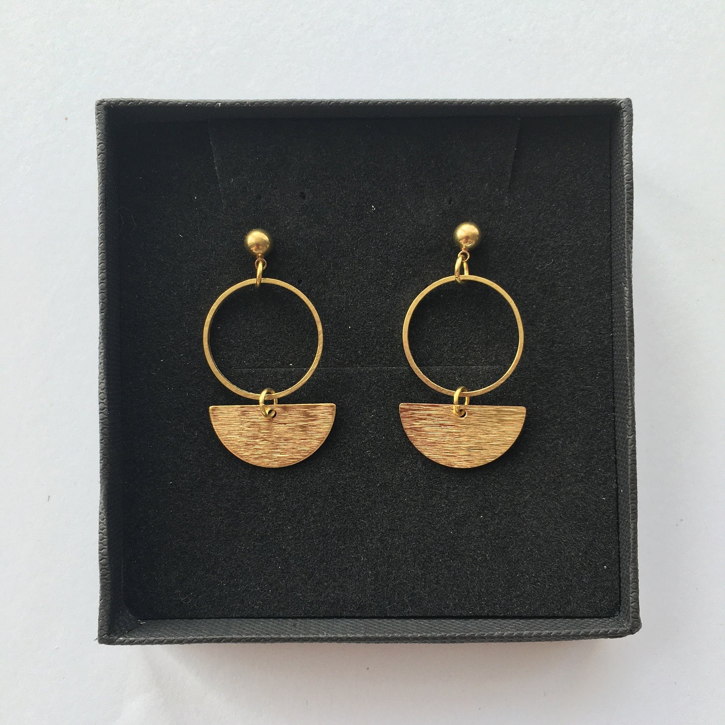 HALF MOON earrings
